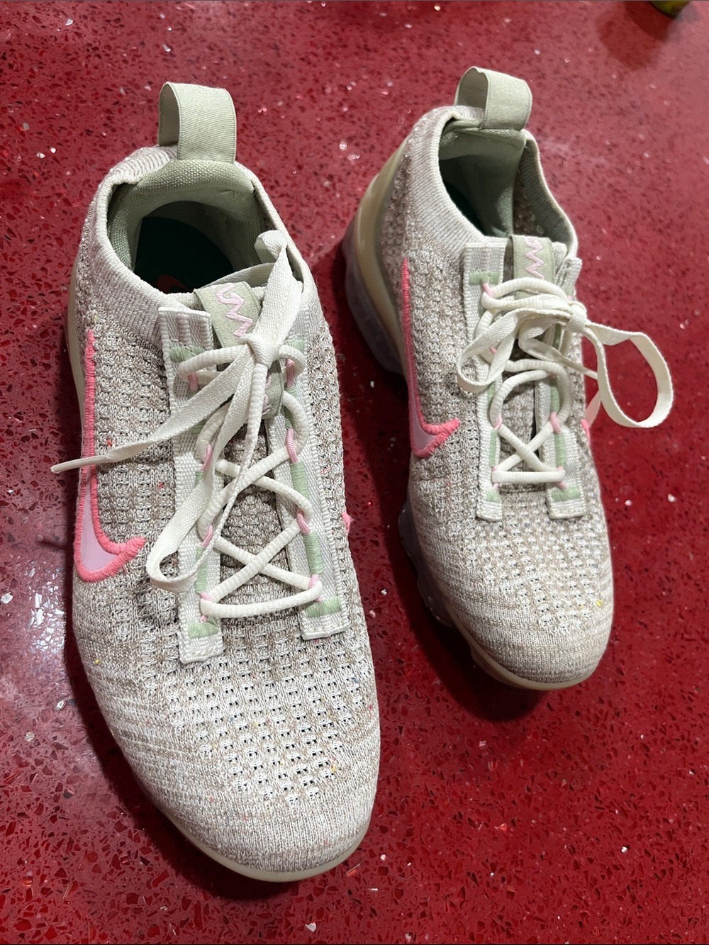 Nike Women's Vapormax Light Beige Knit Running Shoes with Pink Swoosh